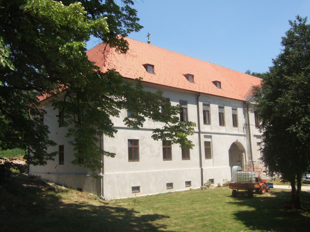 Фотографија из галерије Манастира Кувеждин, 2011 (11)